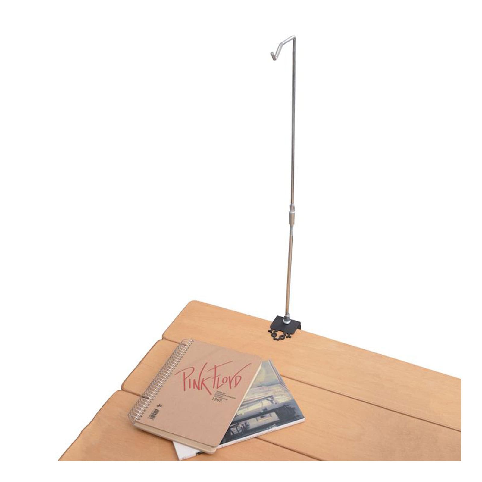 اویز-چراغ5-min آویز چراغ لایف کمپ